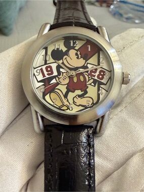 Disney Parks Authentic "1928 Mickey Mouse" Commemorative Watch Unisex